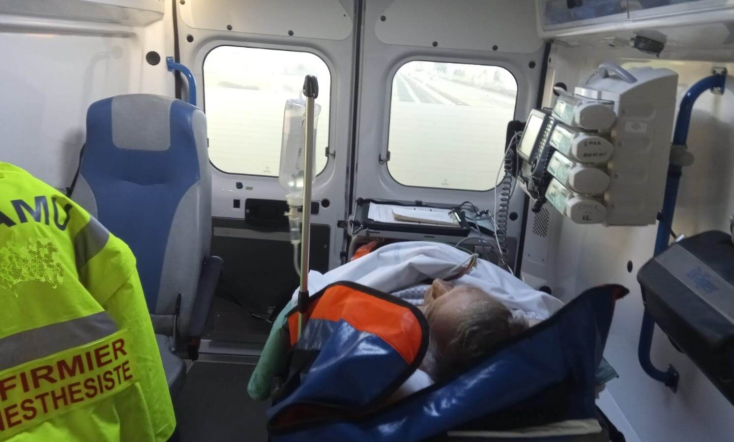 Transport inter hospitalier paramedicalisé par un IADE
